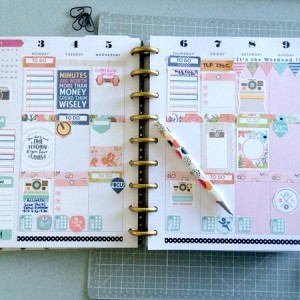 Mambi Planner | Joyful Planner August