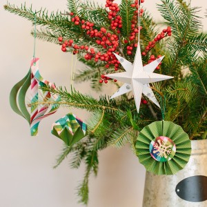 paper ornaments - a hybrid project