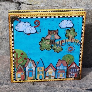 Hyrbid 'Welcome' Canvas