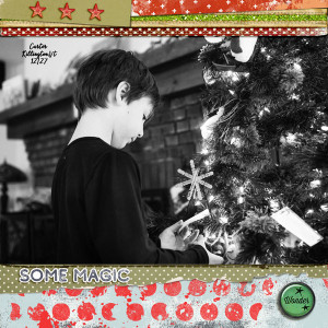 2020-12-26-carter-at-tree-_600-web