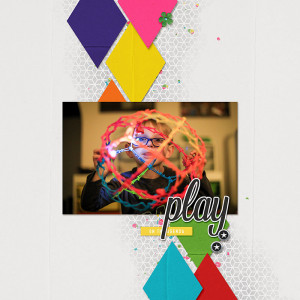 MOC9-20_Lens_Play
