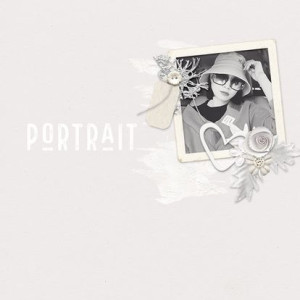 MOC10 D18 - ALL WHITE WITH B/W PHOTO