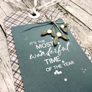 Christmas tag - Close up 1