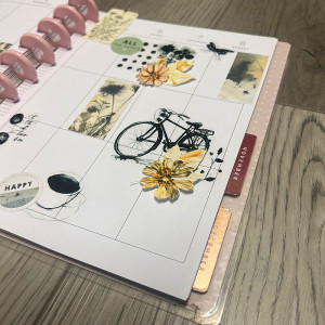 Oct Planner 1 Detail2