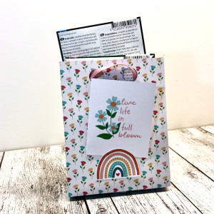 Gift bag - hybrid - backside with card