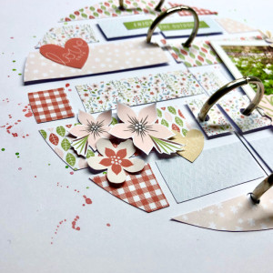 Spring Vibes - hybrid - close up 1