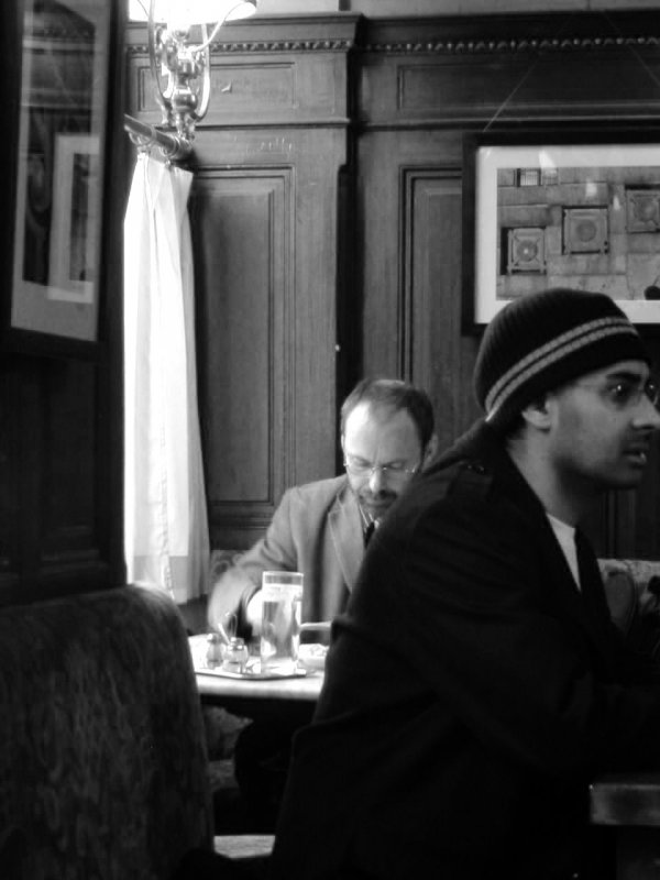 B&w Grading-papers-cafe-sperl