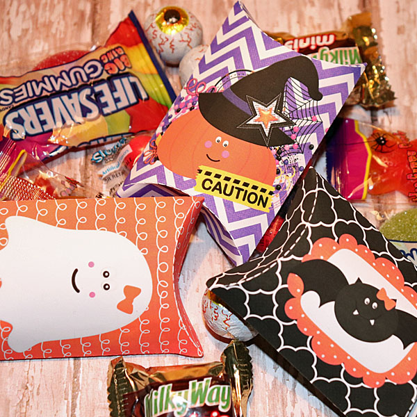 Halloween Pillow Treat boxes