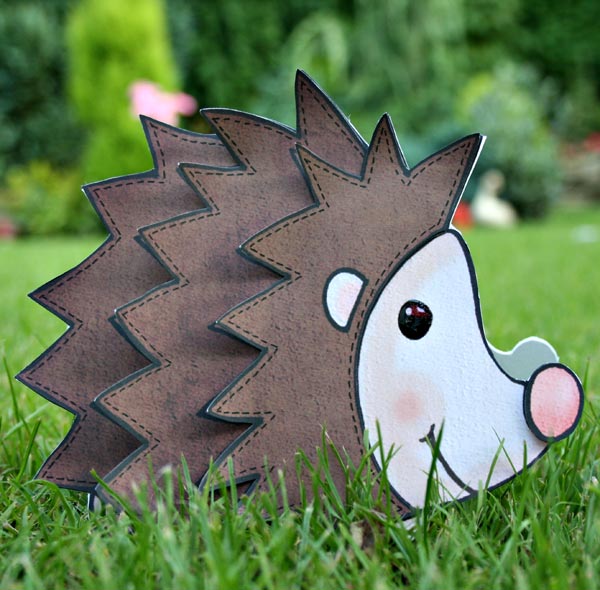 Spike (hybrid shape card)