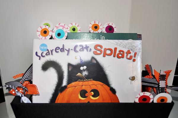 Spooky eyeball bookmarks